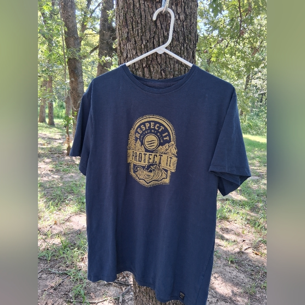 Navy Graphic T-Shirt with Gold Print